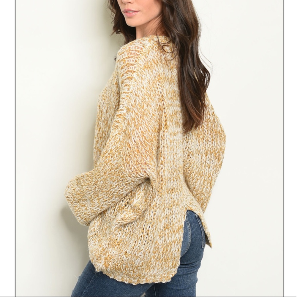LAST ONE! Sweater in mustard and ivory - Picture 2 of 4